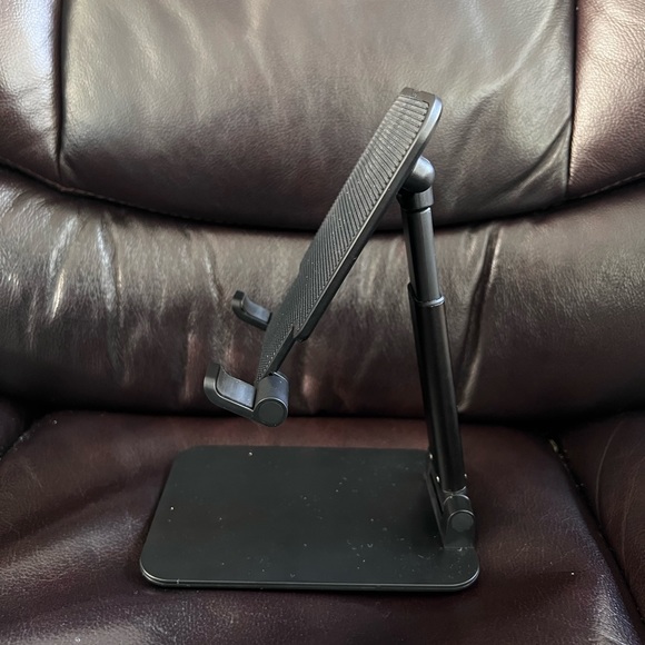 Foldable tablet stand - Picture 3 of 6